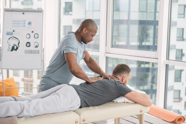 7 Relaxing Benefits of Getting A Massage Therapist